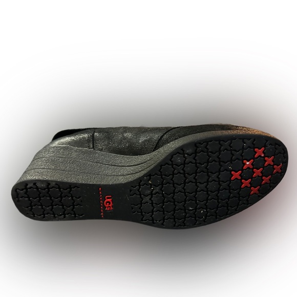 Ugg black wedge lace-up ankle booties - Picture 7 of 13